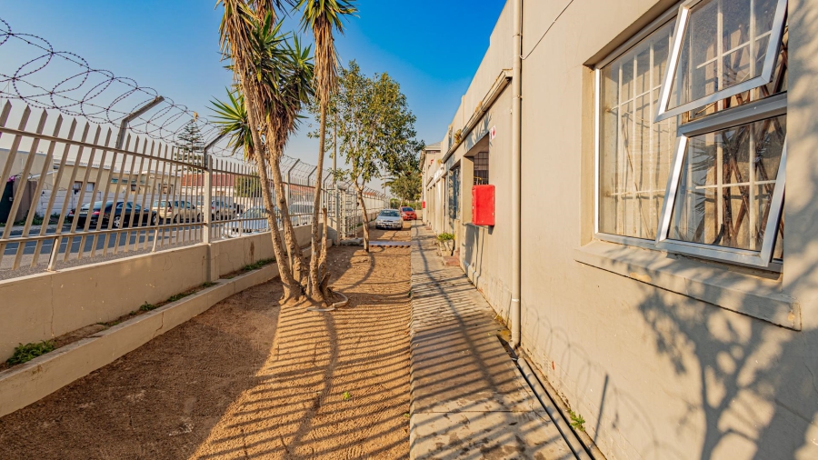 2 Bedroom Property for Sale in Brooklyn Western Cape